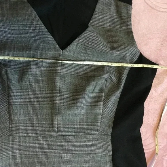 White House Black Market Bodycon dress back gray purble chic Sz 14 - Picture 6 of 10